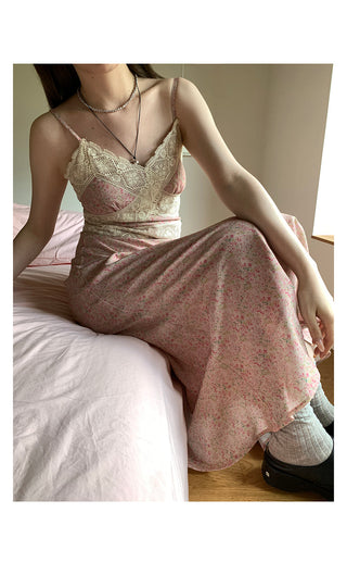 lace v-neck  dress