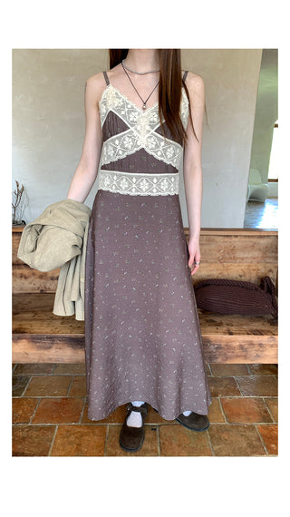 lace v-neck  dress
