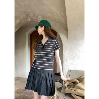 pleated denim  skirt