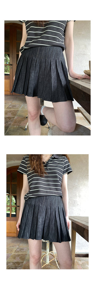pleated denim  skirt