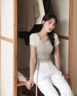 Halter neck knit bustier layered top