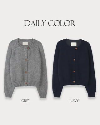Thick round neck tone-down color knit cardigan
