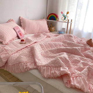 Cozy Ruffles Bedding Set