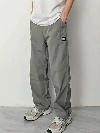 drooping straight pants