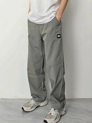 drooping straight pants