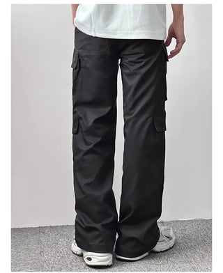 multi-pocket cargo pants