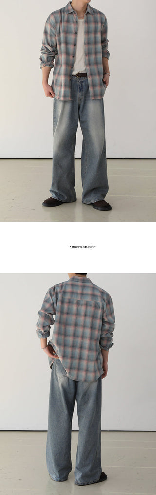 contrast plaid shirt