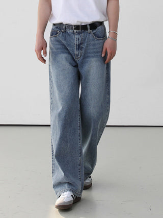 wide-leg jeans
