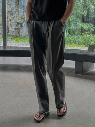 straight pants