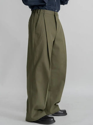 pleated straight pants