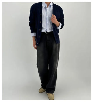 vertical stripe shirt