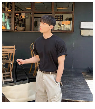 black muscle tee