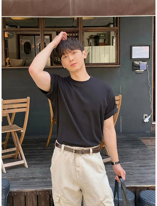 black muscle tee