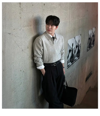 black pullover sweater