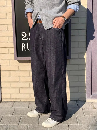 black loose jeans