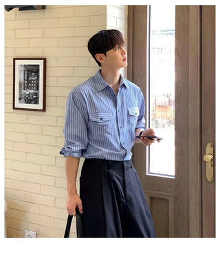 vertical stripe shirt