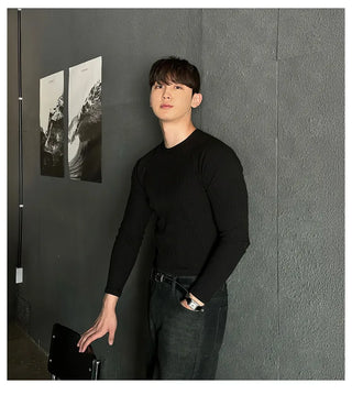 black slim tee