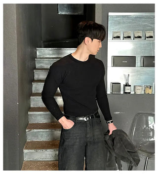 black slim tee