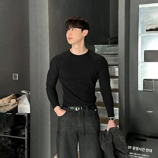 black slim tee