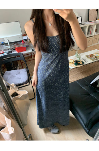 sleeveless floral dress