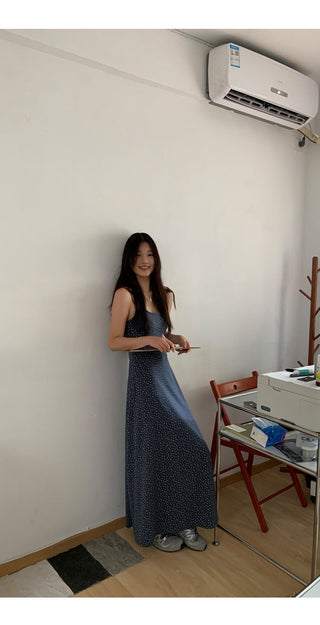 sleeveless floral dress