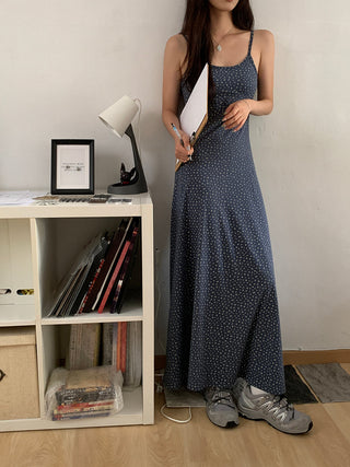 sleeveless floral dress