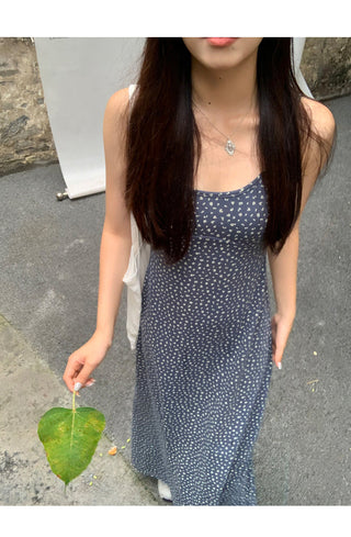 sleeveless floral dress