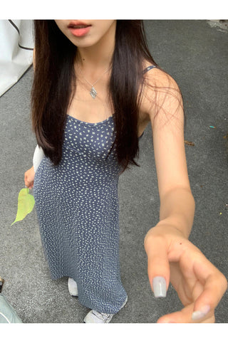 sleeveless floral dress