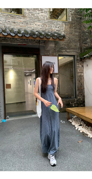 sleeveless floral dress