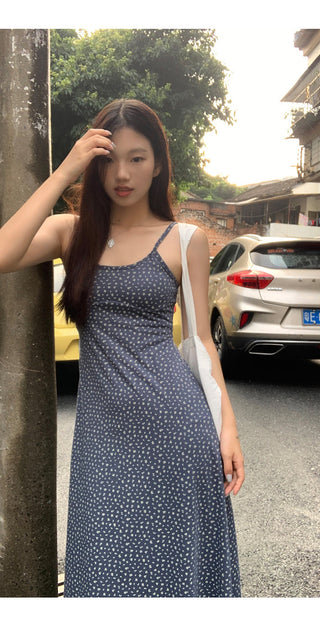 sleeveless floral dress