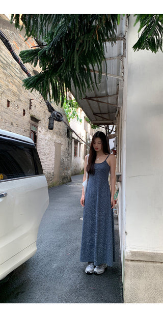 sleeveless floral dress