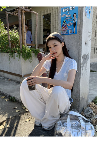 V-neck crop top