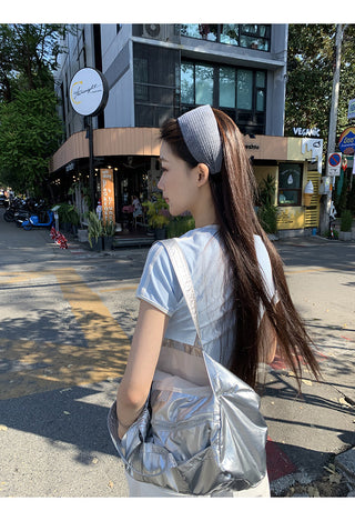 V-neck crop top