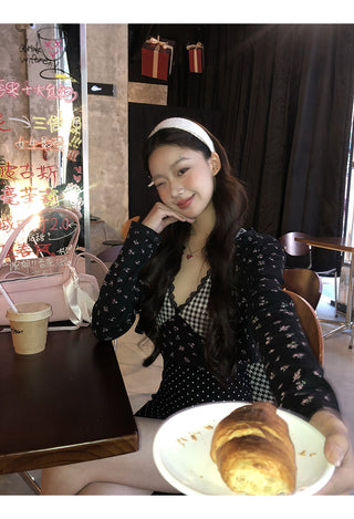 black knitted dress 01