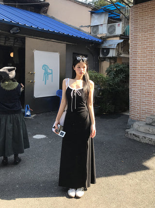 black Hepburn dress 02