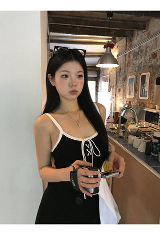 black Hepburn dress 02