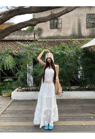 white cake dress