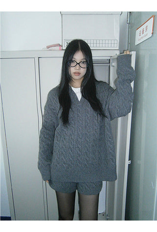 gray sweater shorts set
