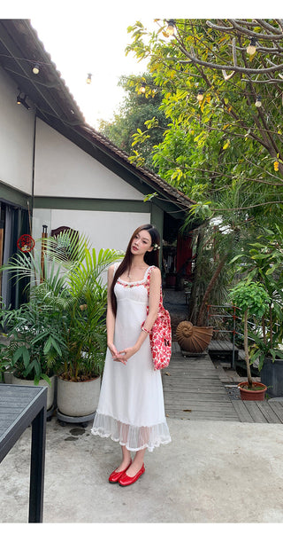 white waist-tight dress