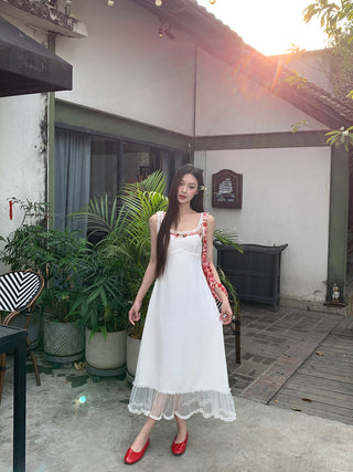 white waist-tight dress
