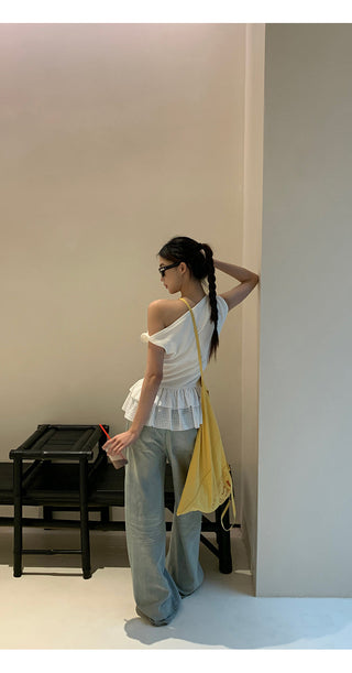 white hollow shoulder