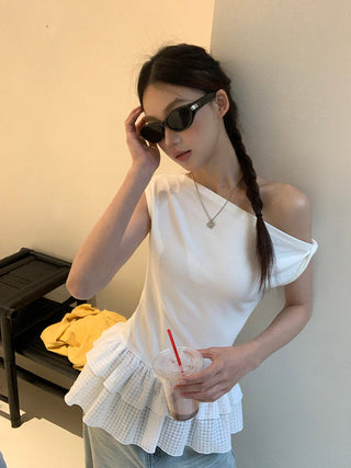 white hollow shoulder