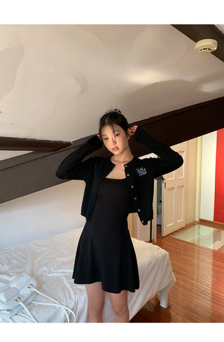black backless dress