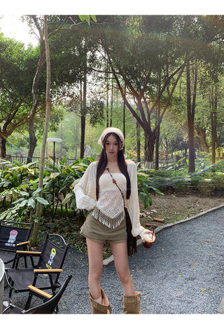 white knitted shirt