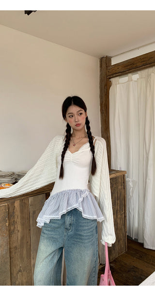 white knitted shirt