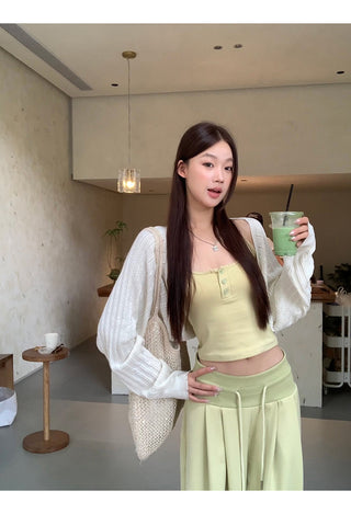 white knitted shirt