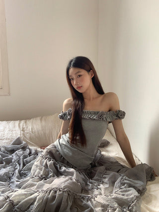gray off-shoulder tee