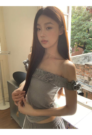 gray off-shoulder tee
