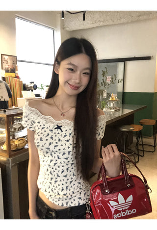 white floral tee