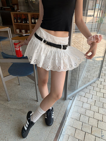 white cotton skirt